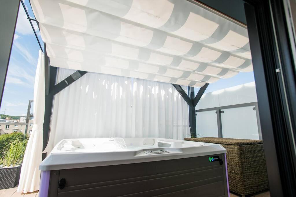 Luksusowy Penthouse Z Jacuzzi I Widokiem Na Morze Apartment กดิเนีย ภายนอก รูปภาพ
